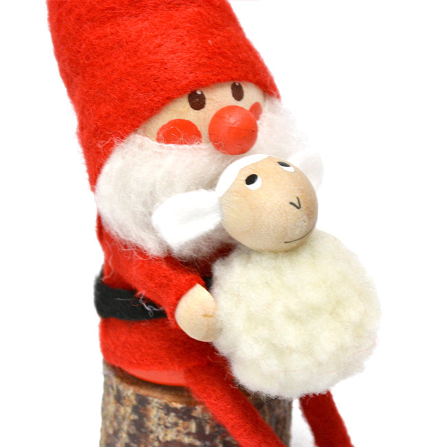 NORDIKA nisse ノルディカ ニッセ クリスマス 木製人形（白羊を抱えるサンタ）｜北欧雑貨
