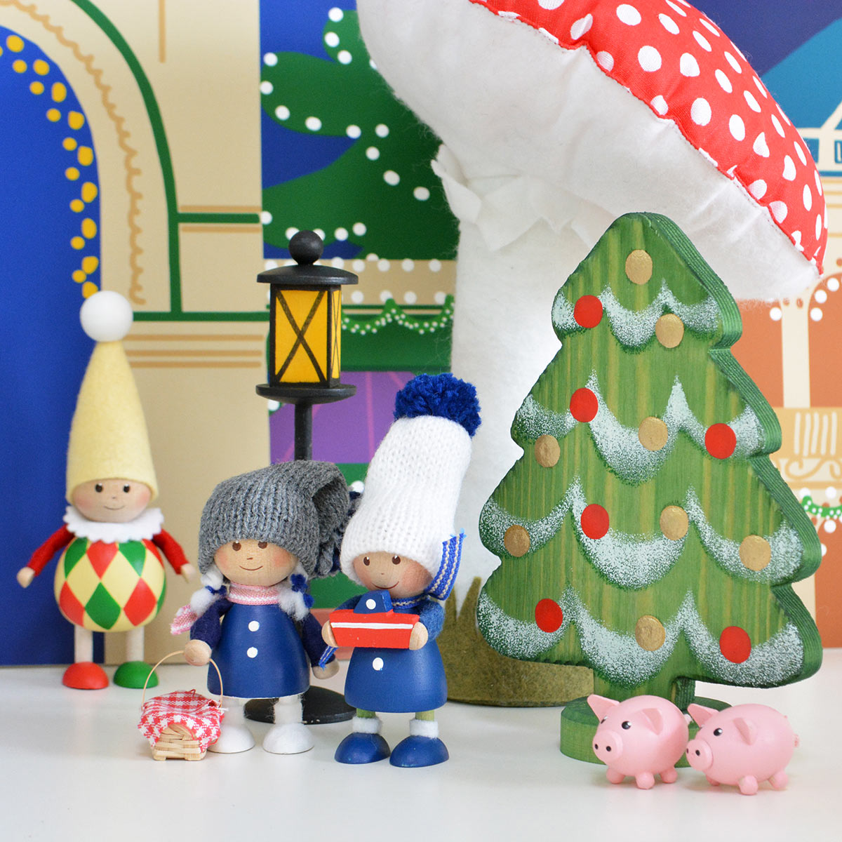 NORDIKA nisse ノルディカ ニッセ クリスマス 木製人形（小舟を持った青いコートの男の子）｜北欧雑貨