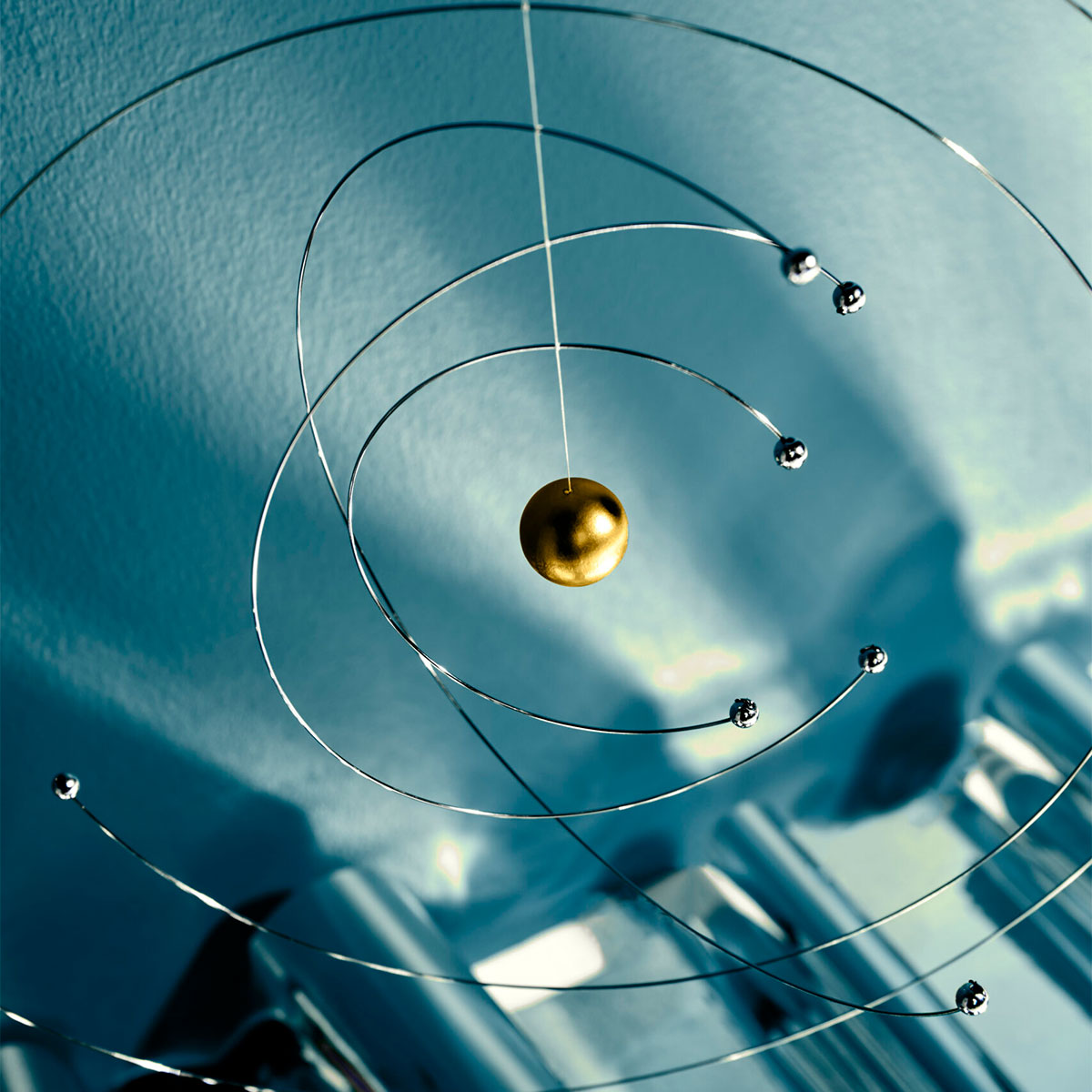 Flensted Mobiles フレンステッド・モビール(Niels Bohr Atom Model Mobile ニールス・ボーア アトムモデル / 441)
