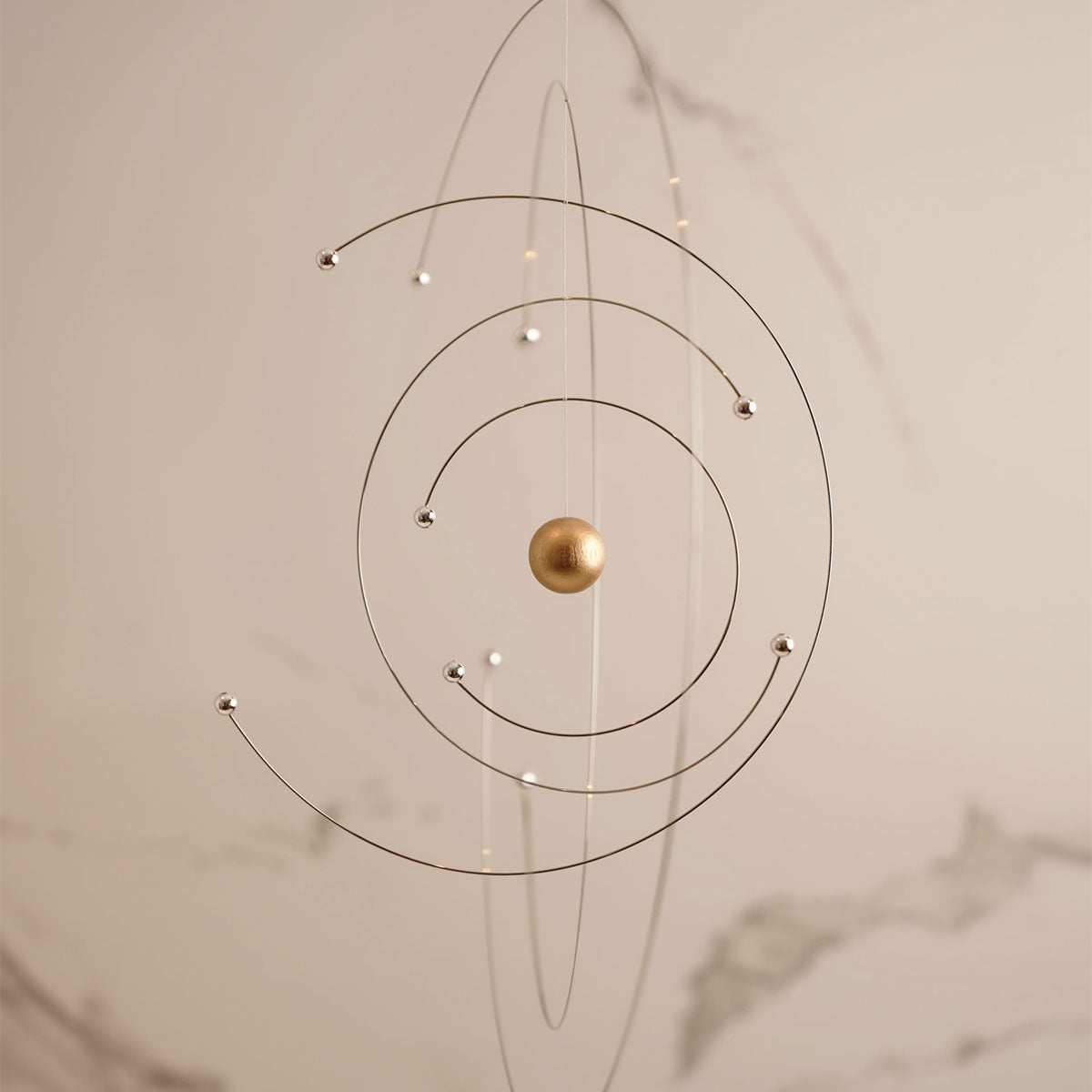 Flensted Mobiles フレンステッド・モビール(Niels Bohr Atom Model Mobile ニールス・ボーア アトムモデル / 441)