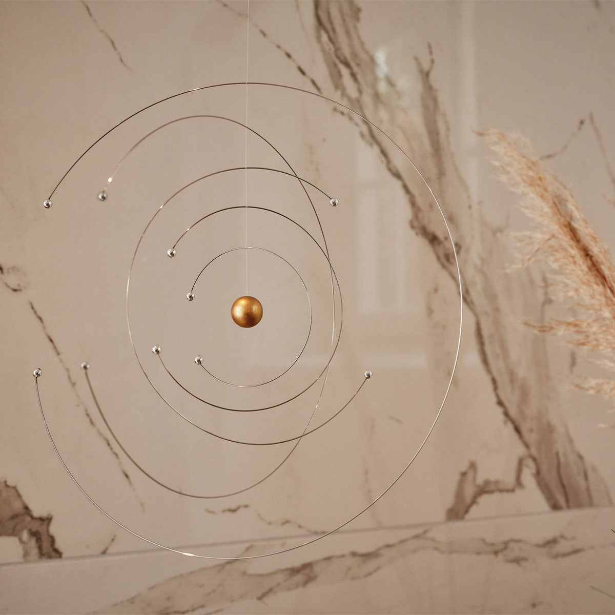 Flensted Mobiles フレンステッド・モビール(Niels Bohr Atom Model Mobile ニールス・ボーア アトムモデル / 441)