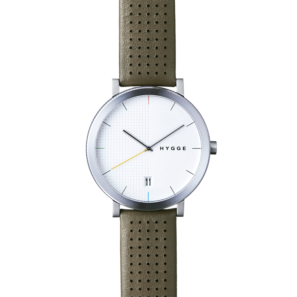 HYGGE Watches ヒュッゲウォッチズ 2203 SERIES WATCH ( Khaki LEATHER / White dial / Silver case )